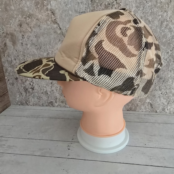The Madhatter Camouflage Trucker Mesh Back Snapback Hat - Picture 2 of 8